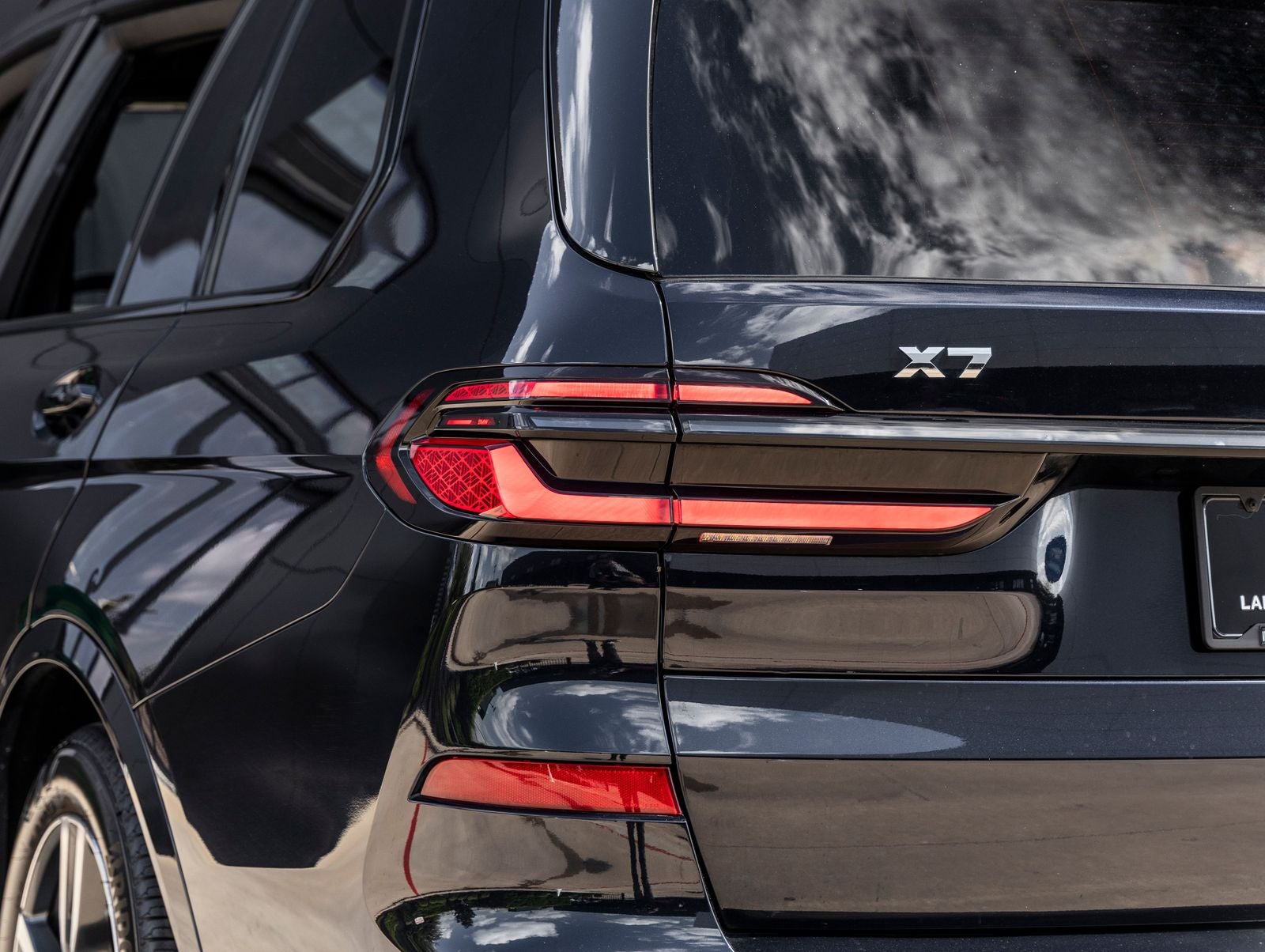 2026 BMW X7 M60i