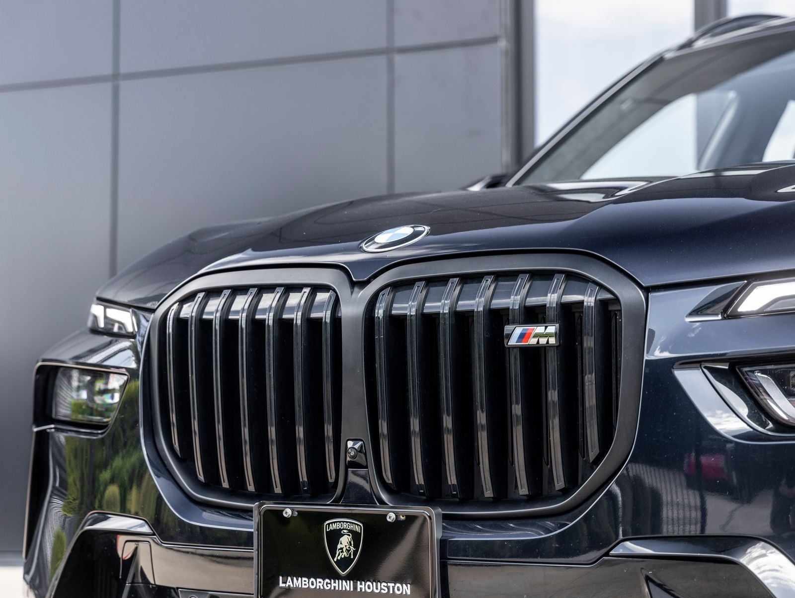 2026 BMW X7 M60i