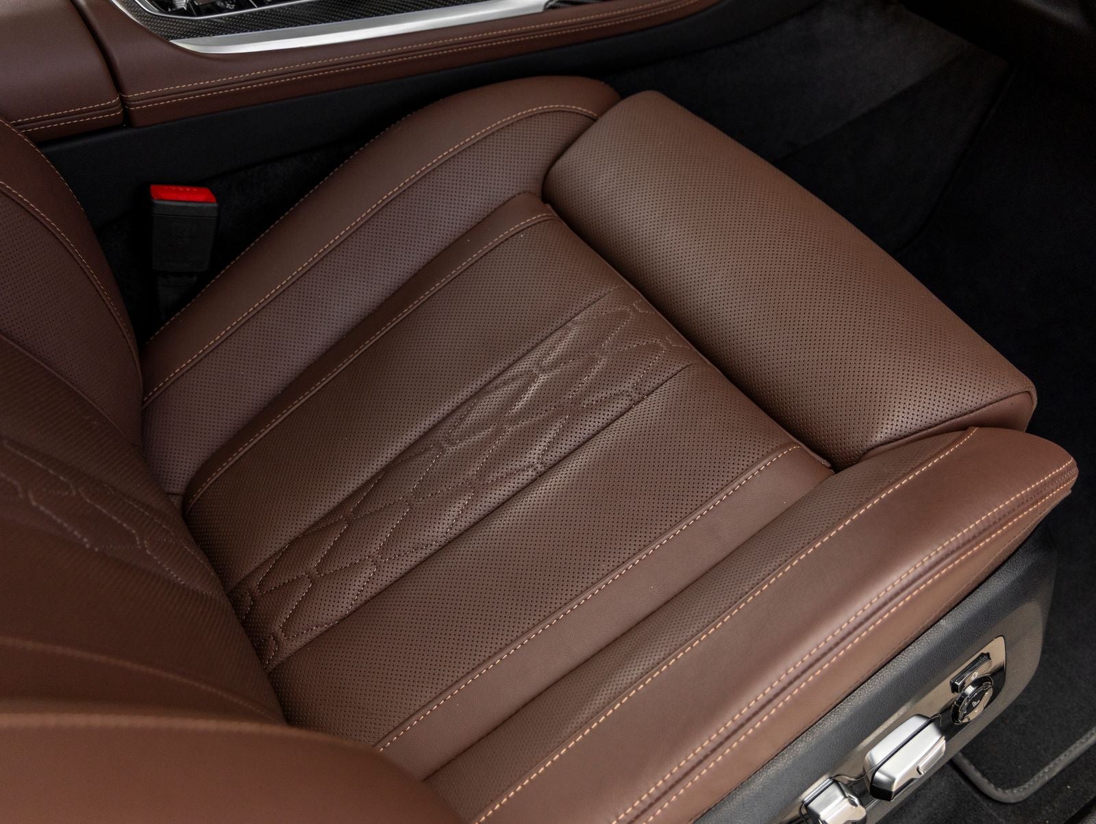 2026 BMW X7 M60i