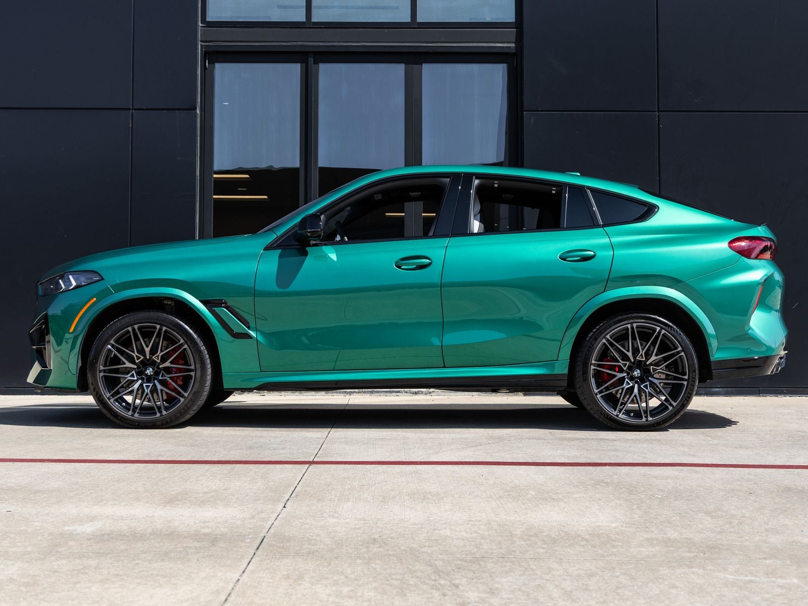 2025 BMW X6 M Competition