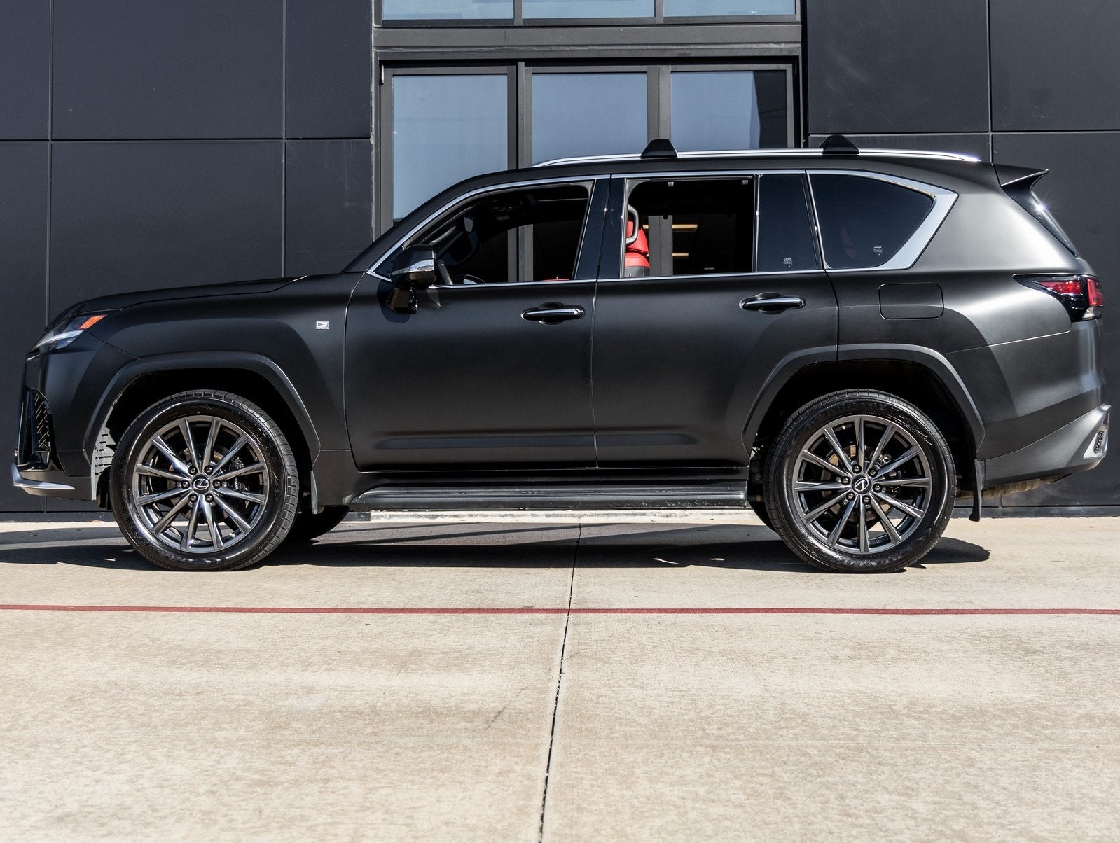 2022 Lexus LX 600 F SPORT