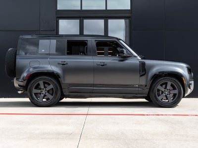 2023 Land Rover Defender 110 V8