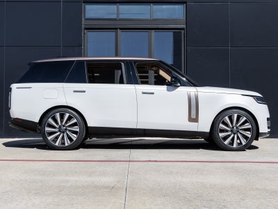 2022 Land Rover Range Rover SV