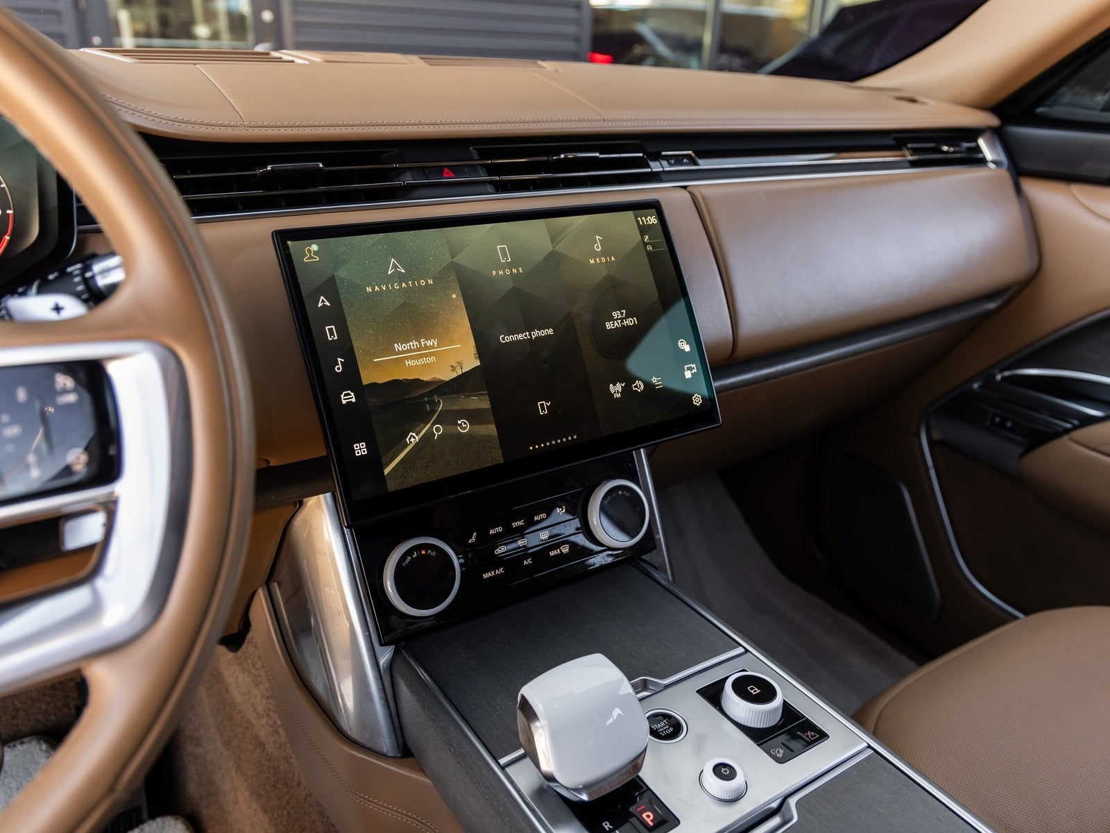 2022 Land Rover Range Rover SV