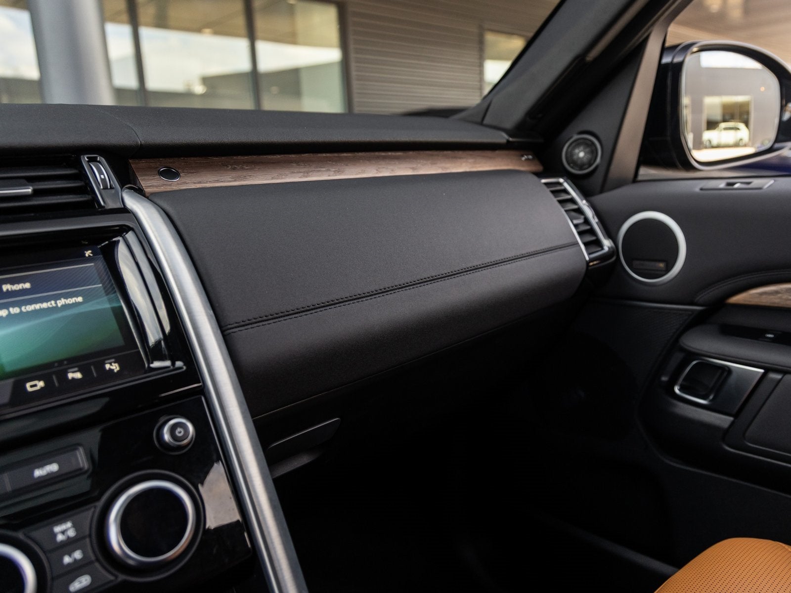 2020 Land Rover Discovery HSE