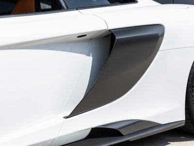 2016 McLaren 675LT Base