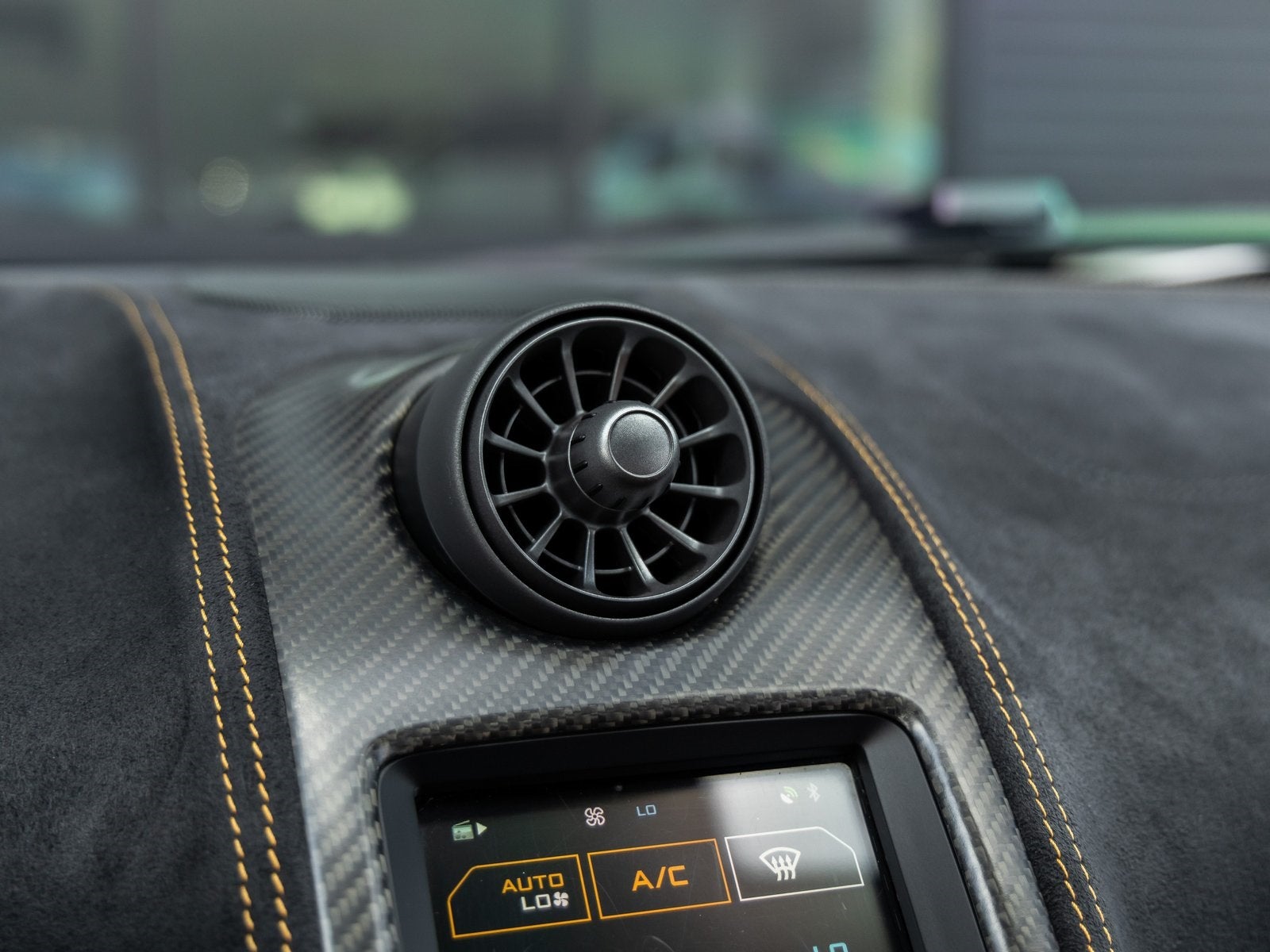 2016 McLaren 675LT Base