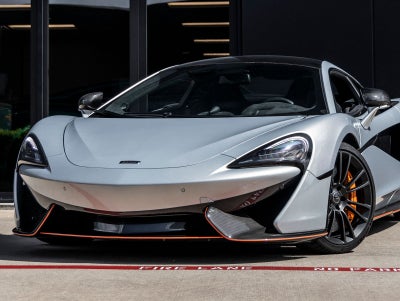 2016 McLaren 570S Base