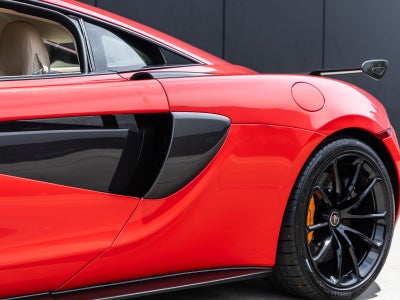 2016 McLaren 570S Base