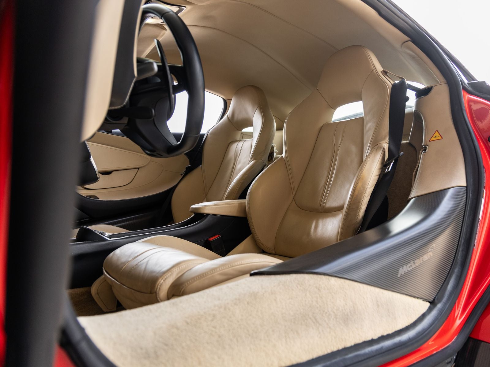 2016 McLaren 570S Base
