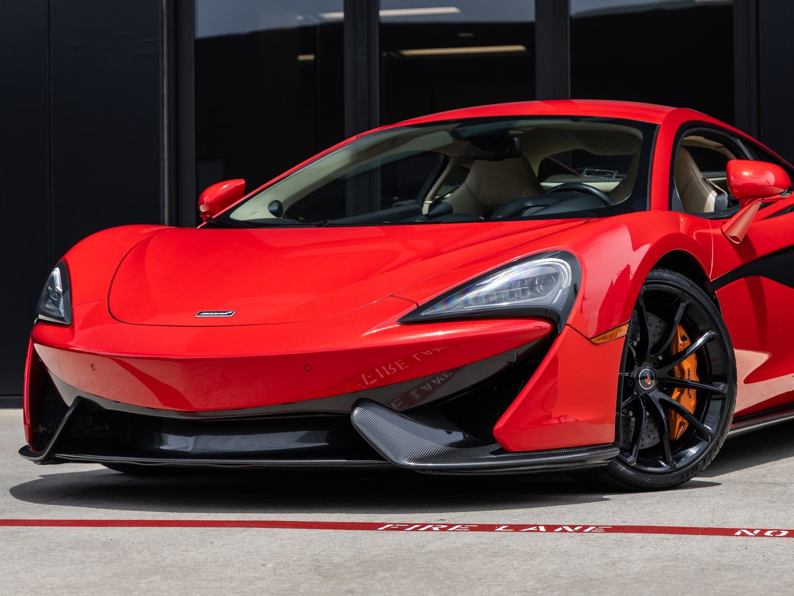 2016 McLaren 570S Base