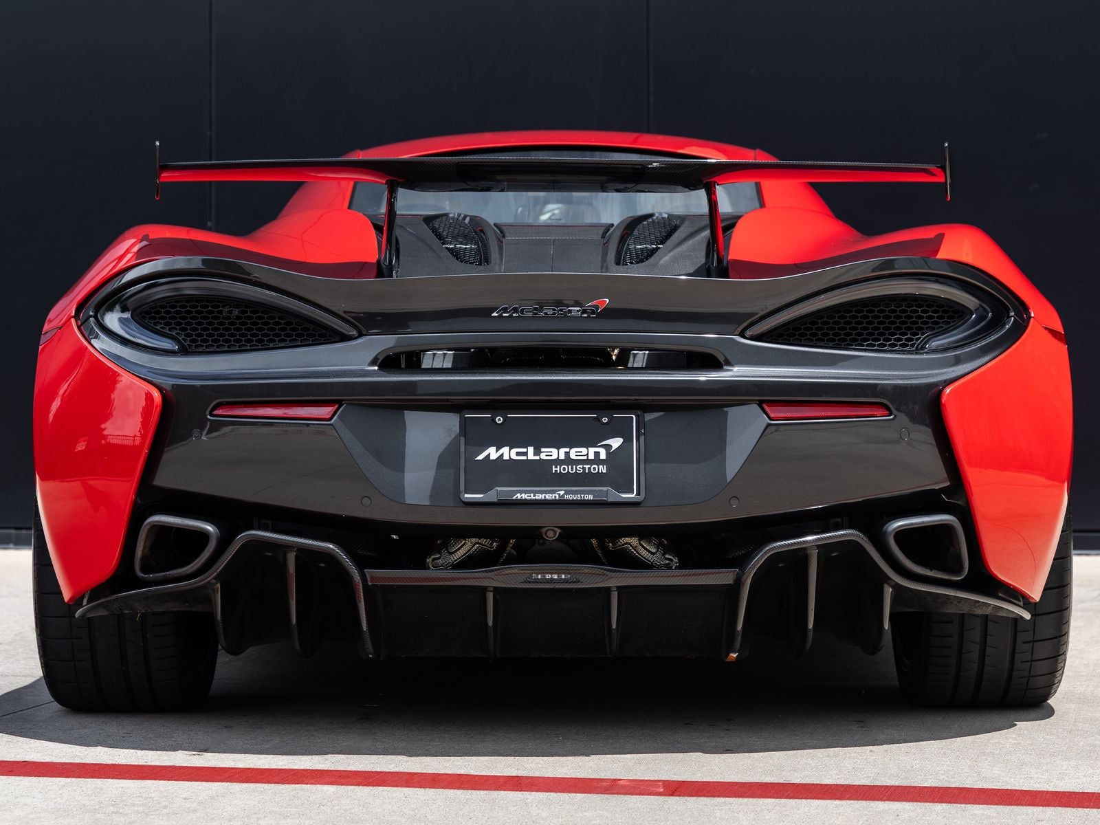 2016 McLaren 570S Base