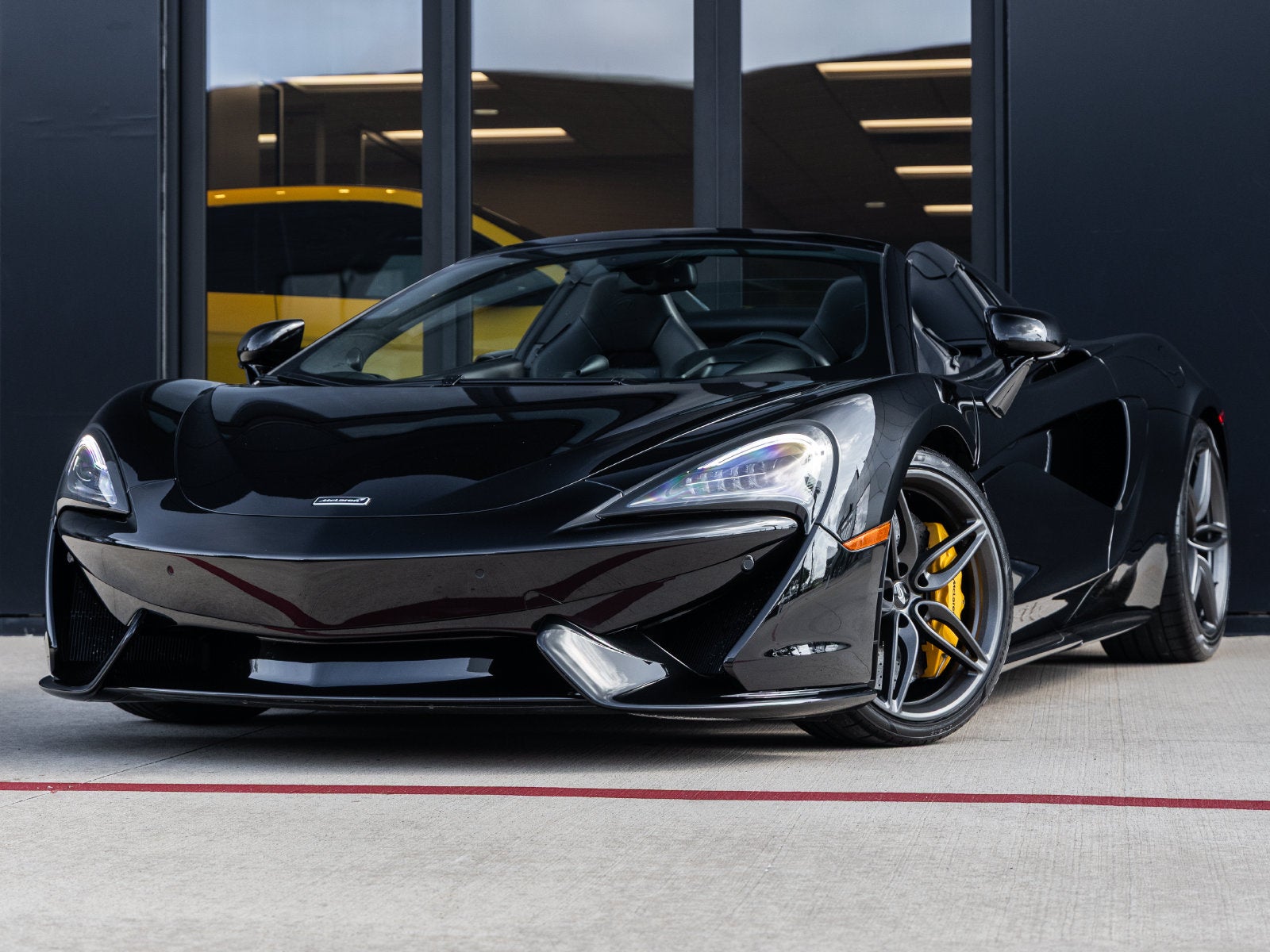 2020 McLaren 570S Base