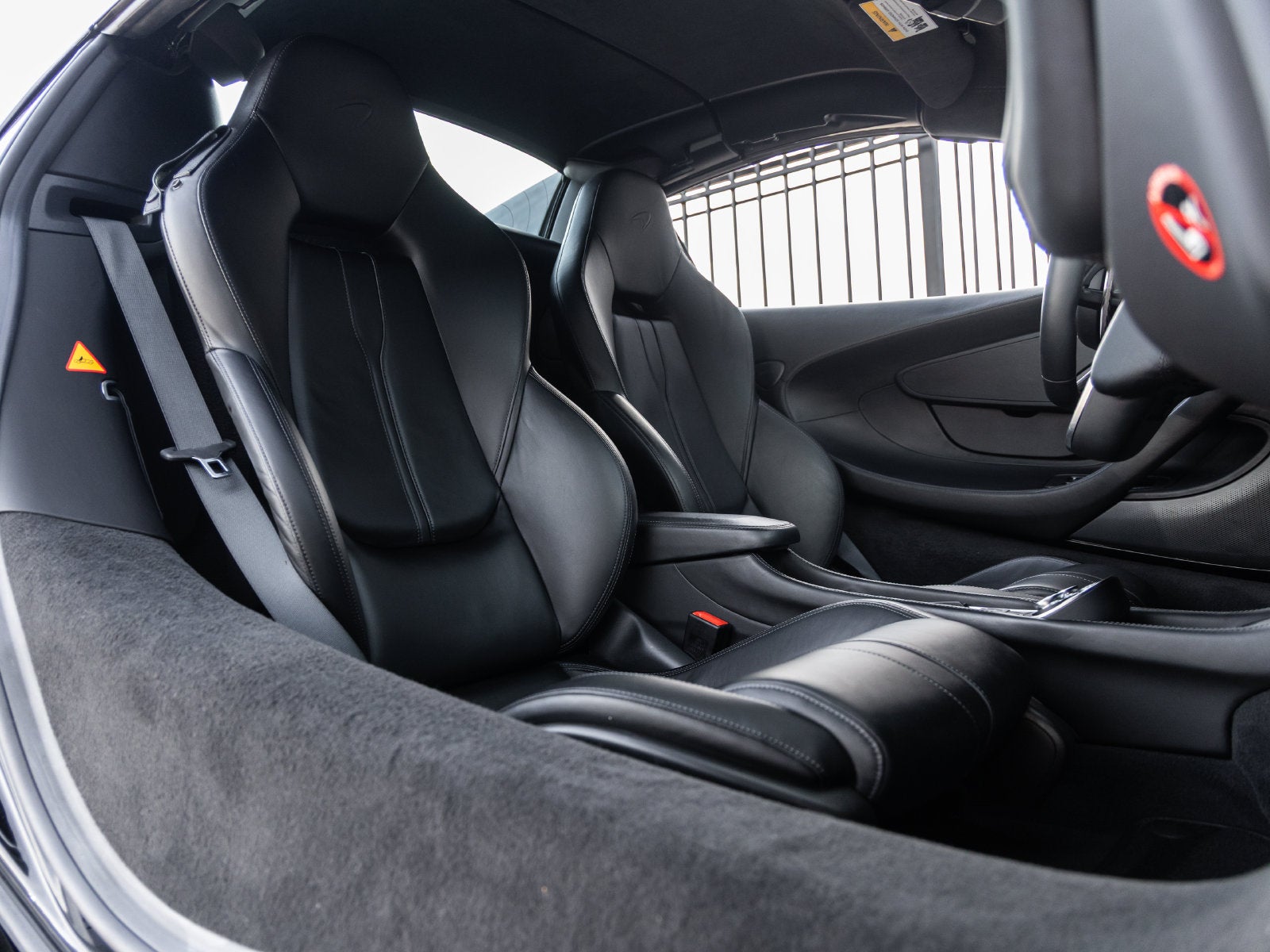 2020 McLaren 570S Base