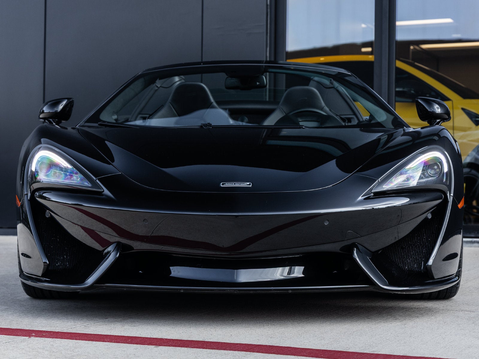 2020 McLaren 570S Base