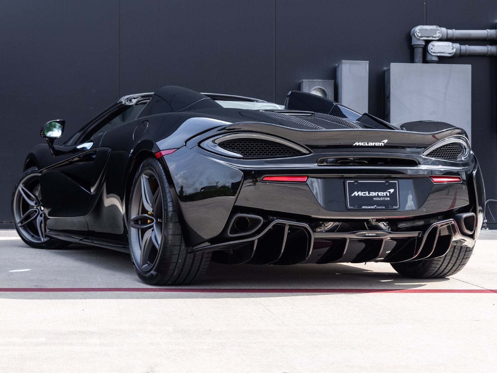 2020 McLaren 570S Base