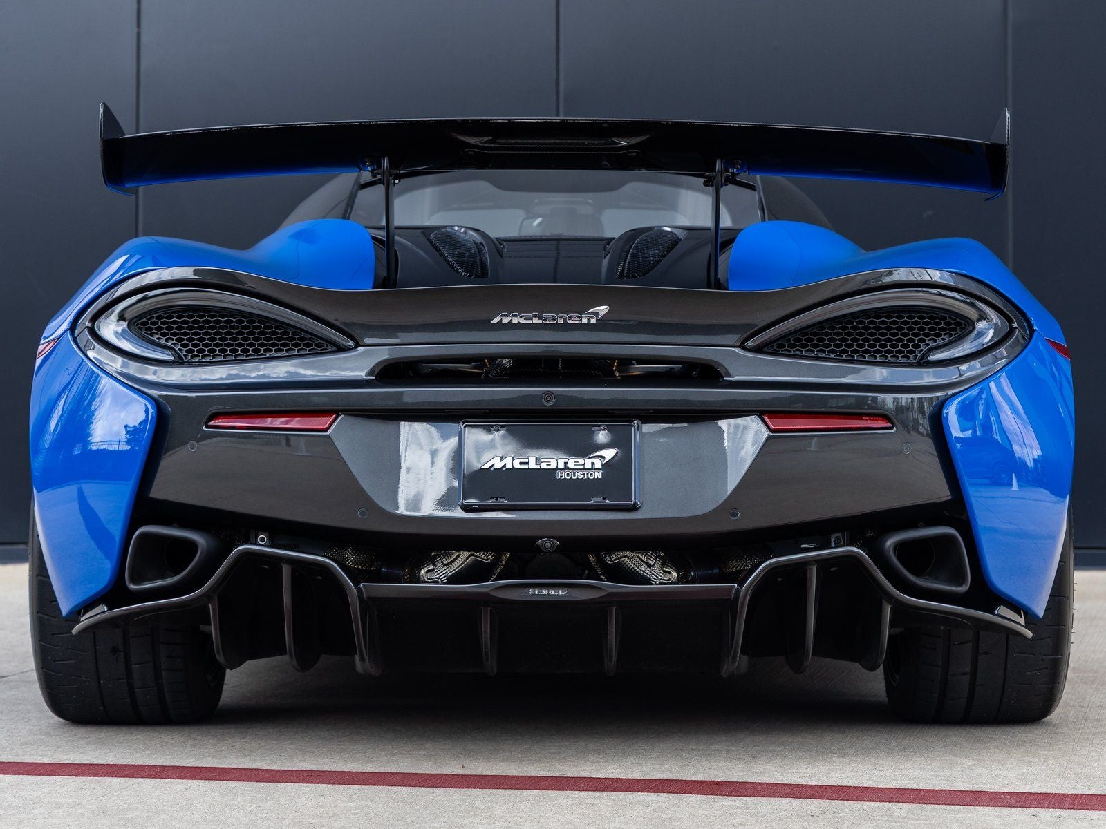 2020 McLaren 620R Base