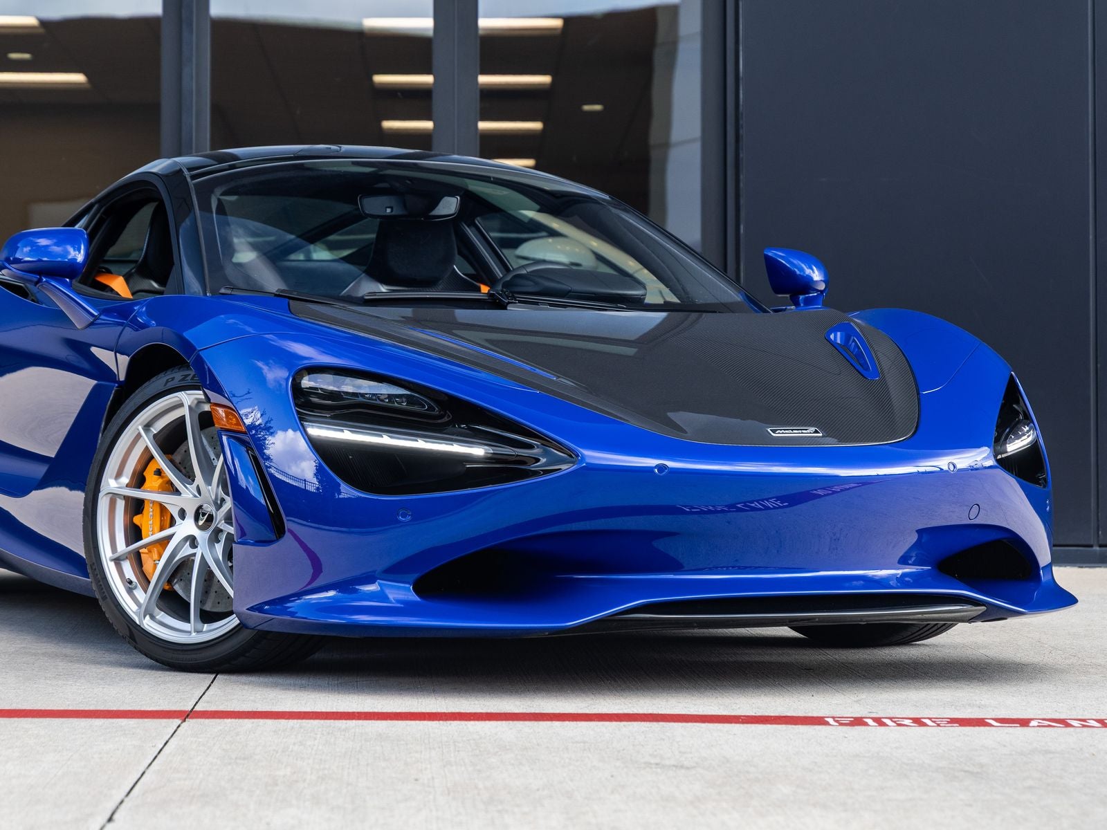 2026 McLaren 750S Base