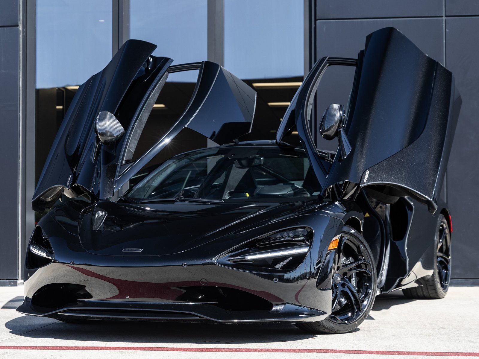 2026 McLaren 750S Base