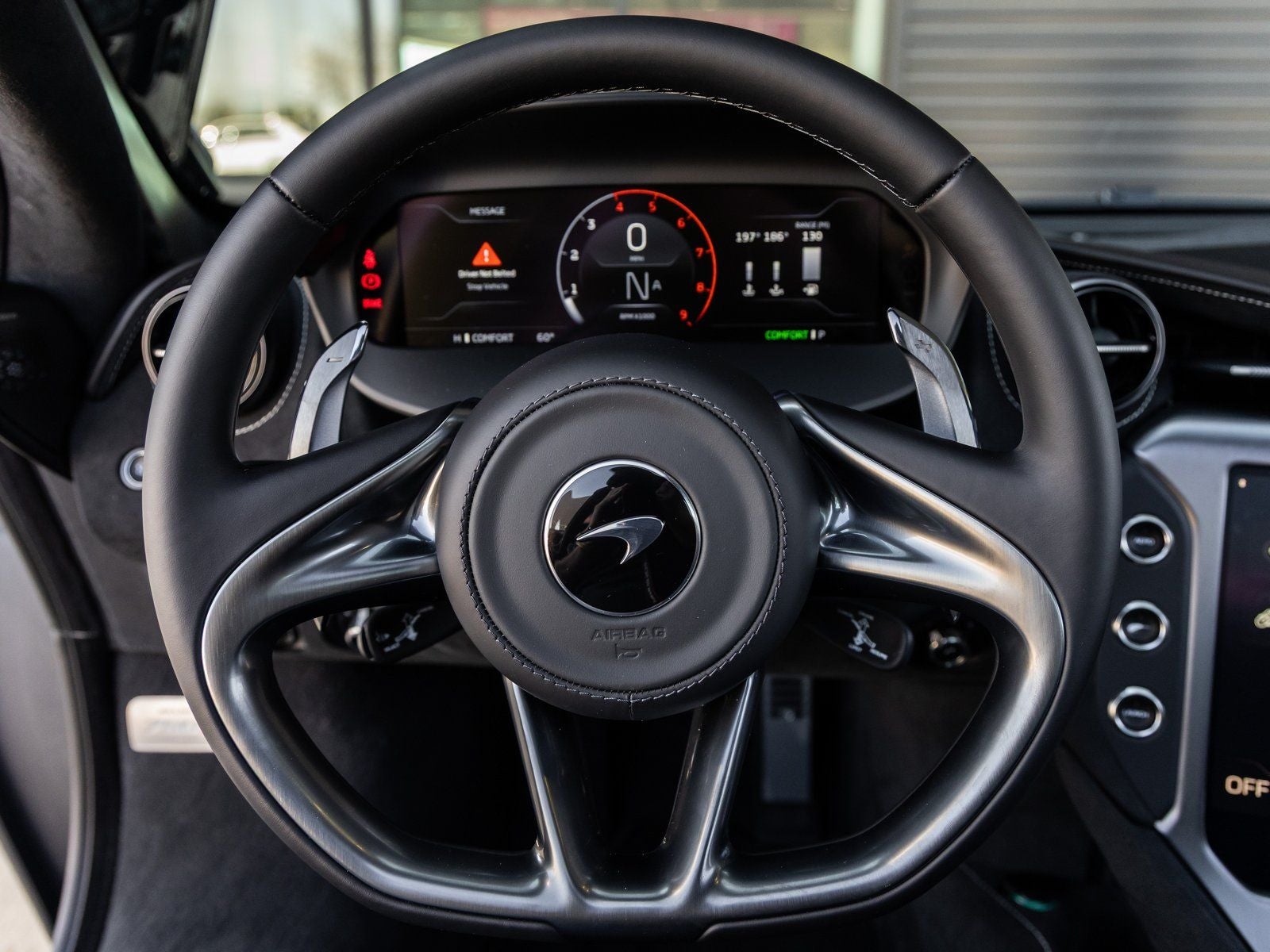 2026 McLaren 750S Base