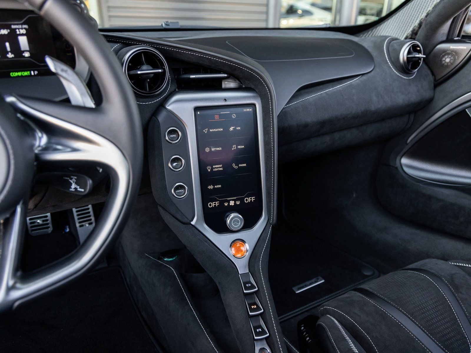 2026 McLaren 750S Base