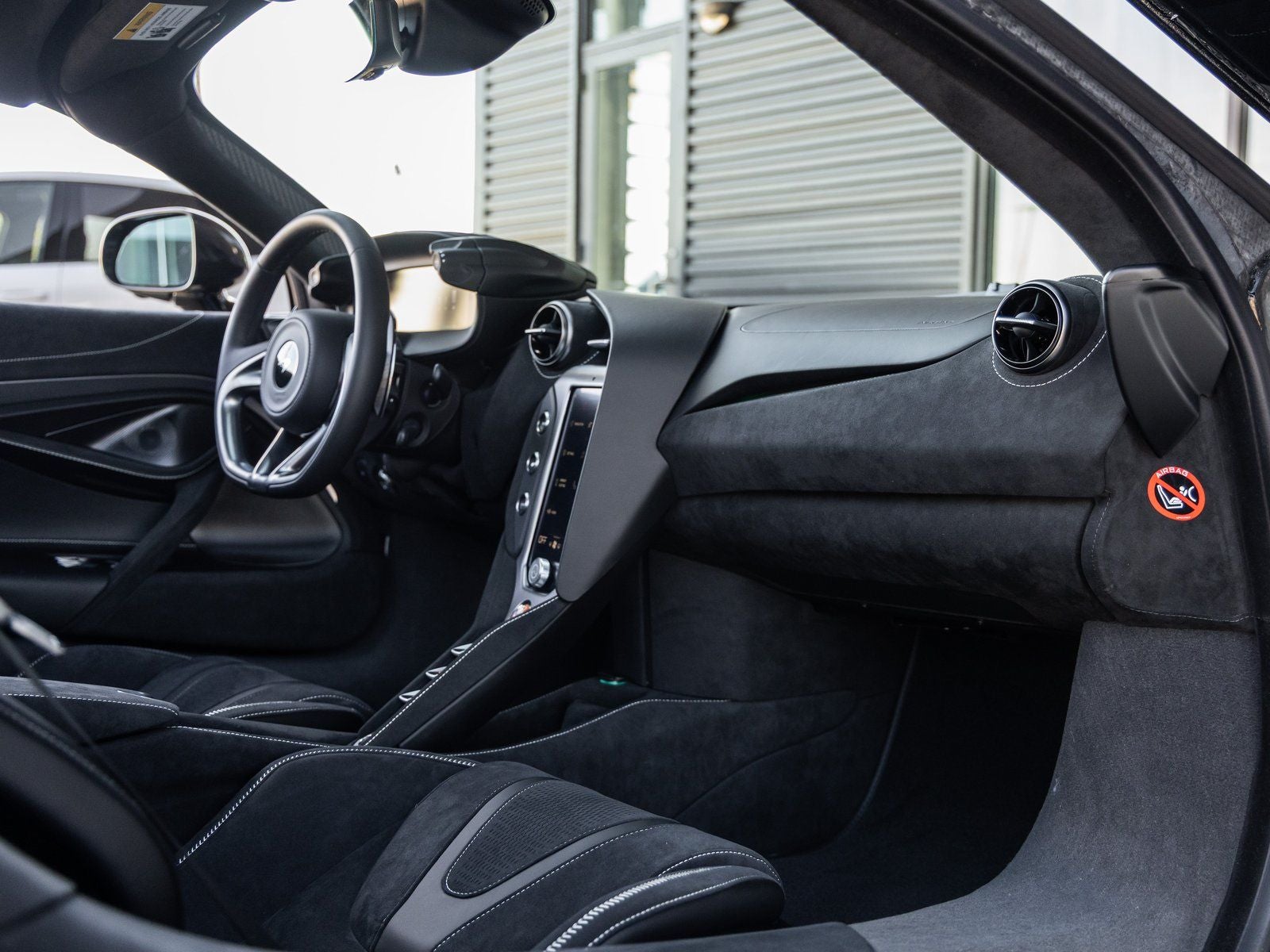 2026 McLaren 750S Base