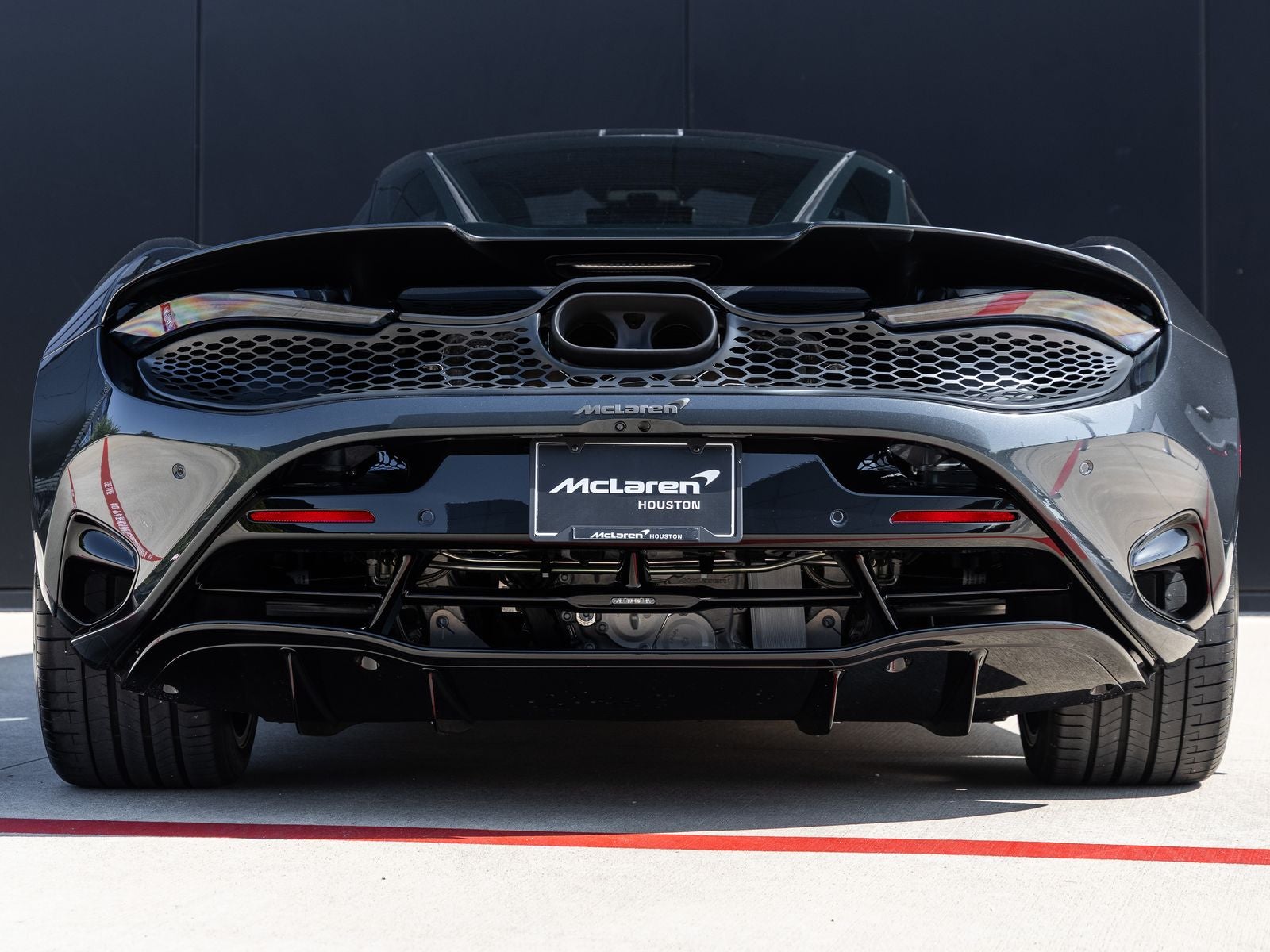 2027 McLaren 750S Base