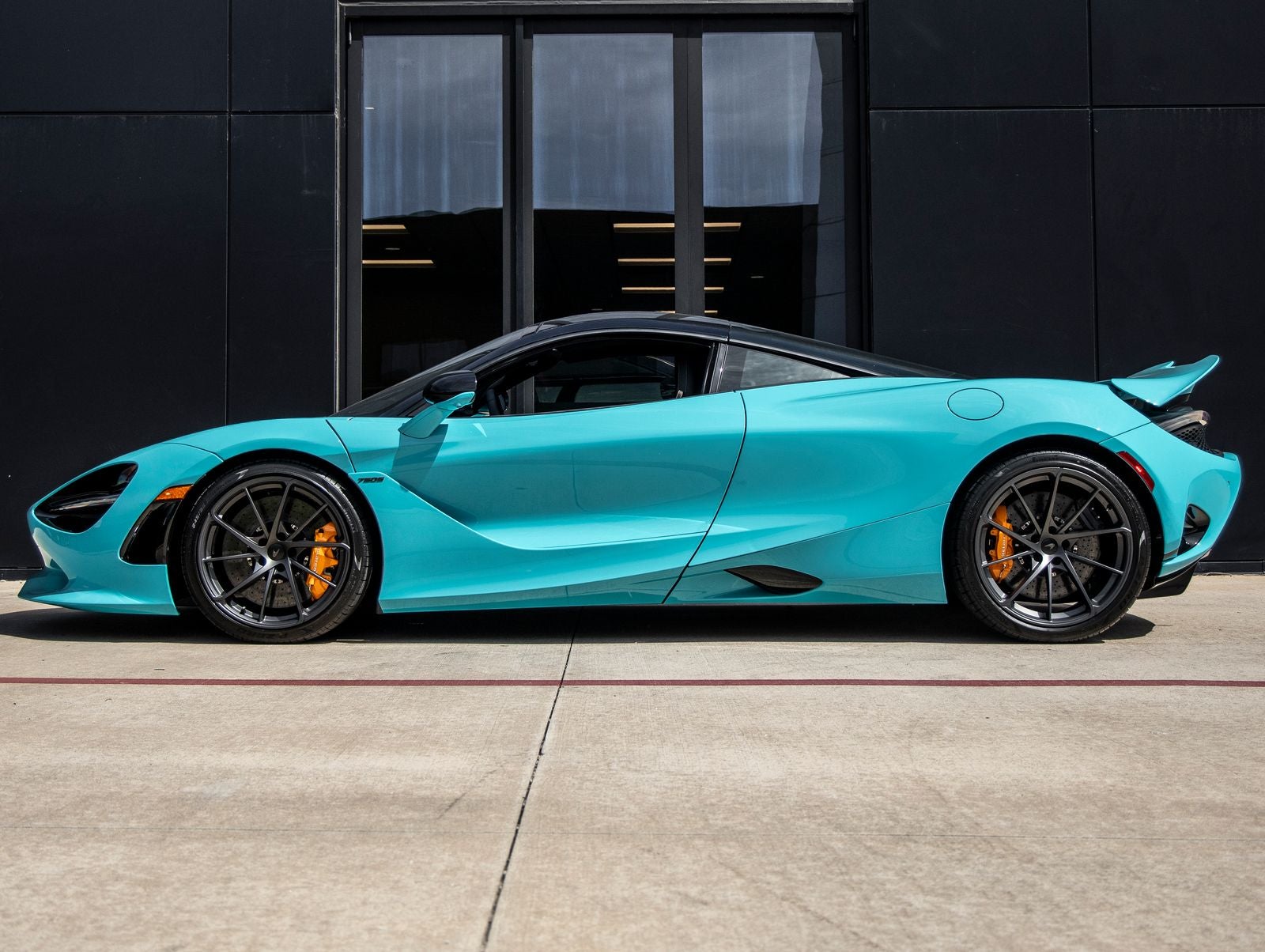 2026 McLaren 750S Base