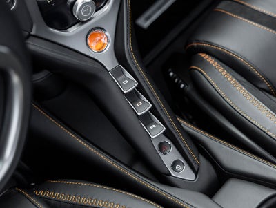 2026 McLaren 750S Base