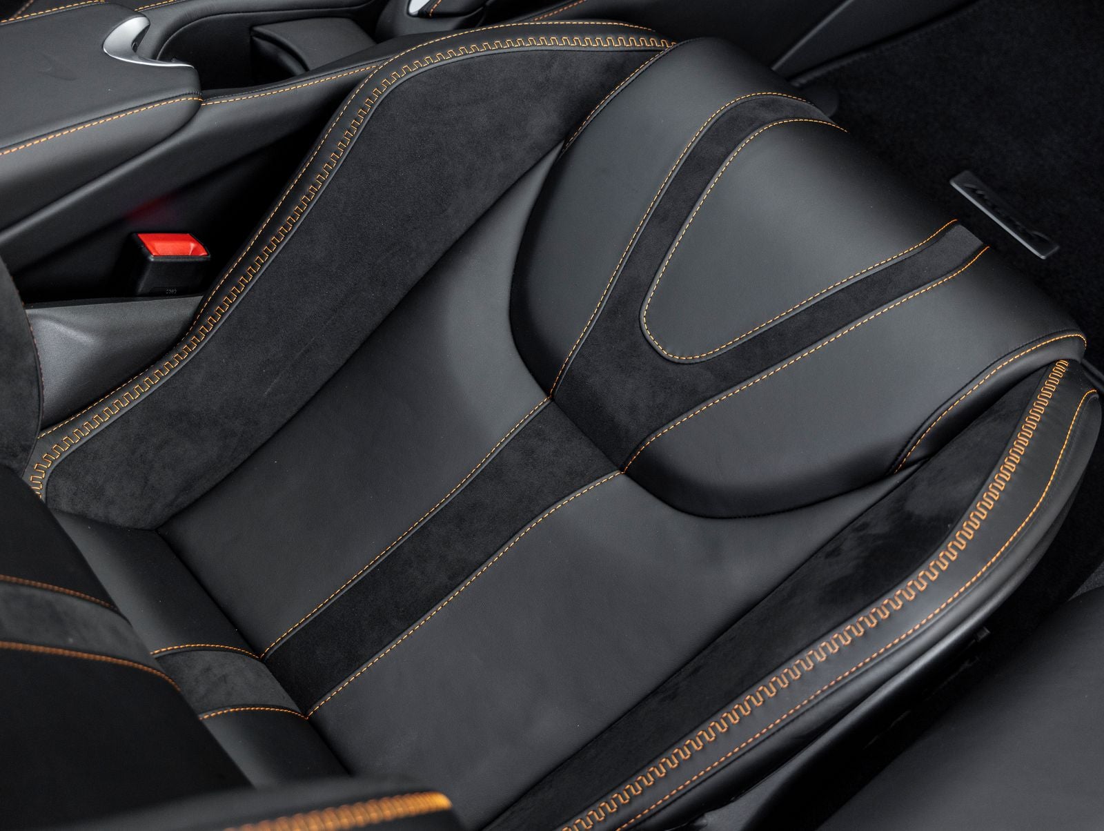 2026 McLaren 750S Base