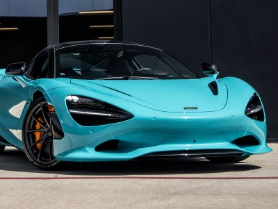 2026 McLaren 750S Base