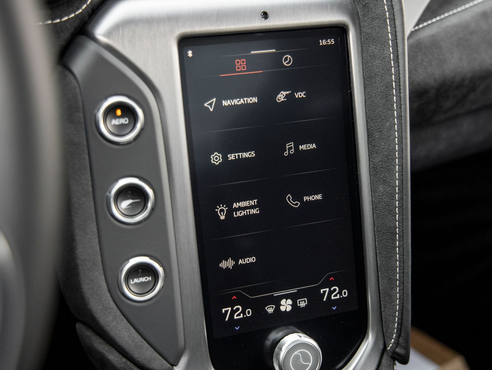 2027 McLaren 750S Base