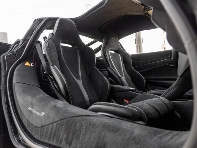 2027 McLaren 750S Base