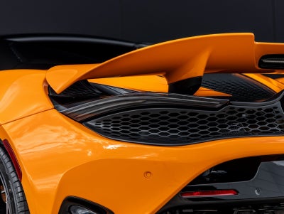 2026 McLaren 750S Base