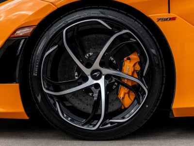 2026 McLaren 750S Base