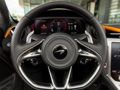 2026 McLaren 750S Base