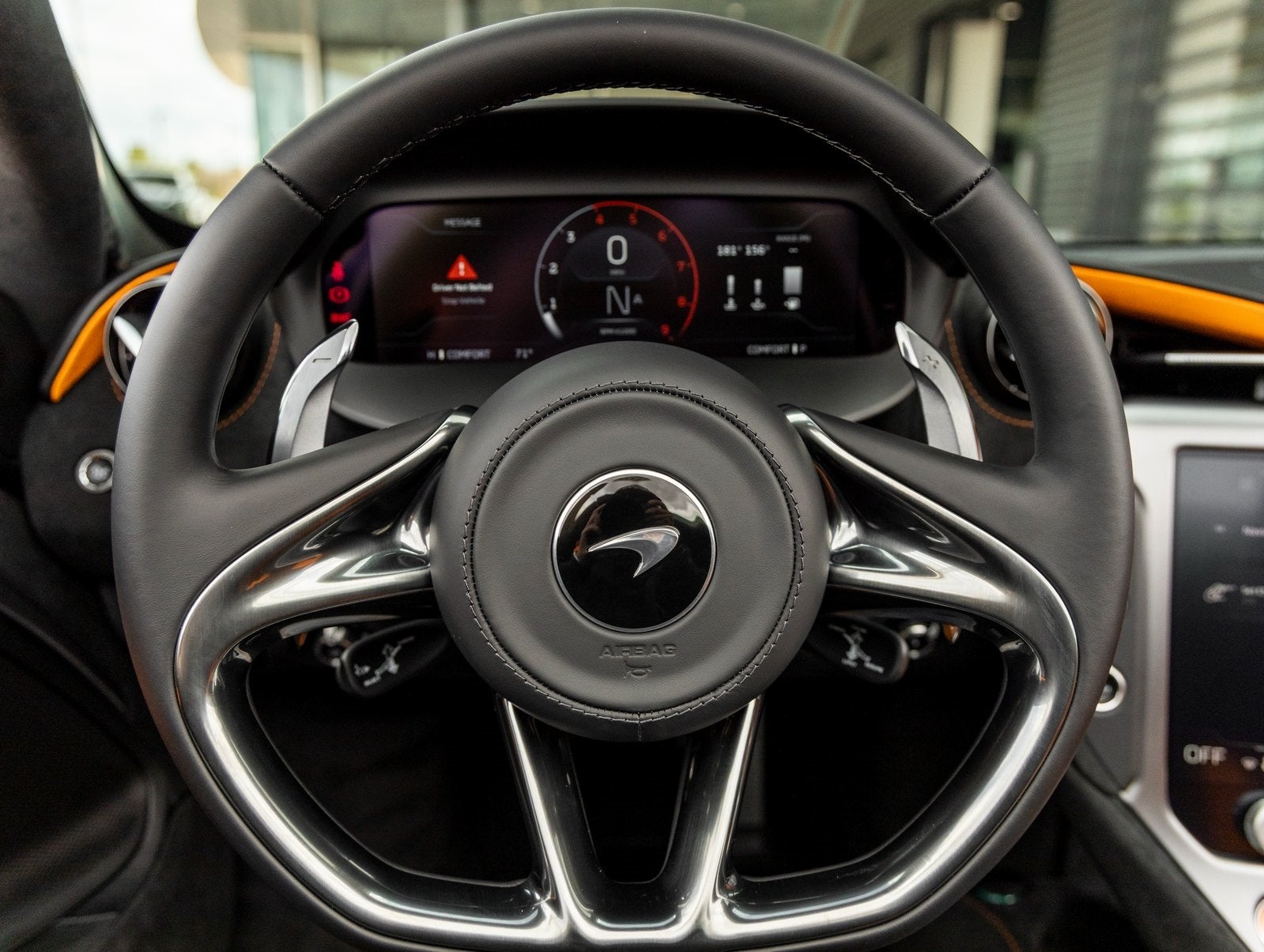 2026 McLaren 750S Base