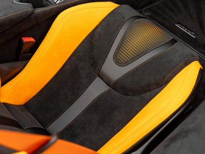 2026 McLaren 750S Base