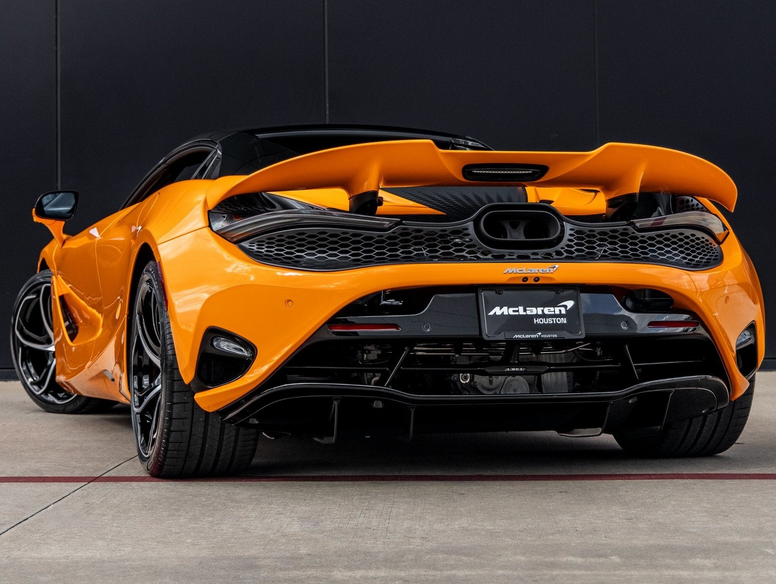 2026 McLaren 750S Base