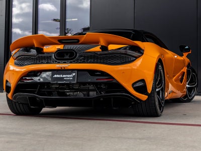 2026 McLaren 750S Base
