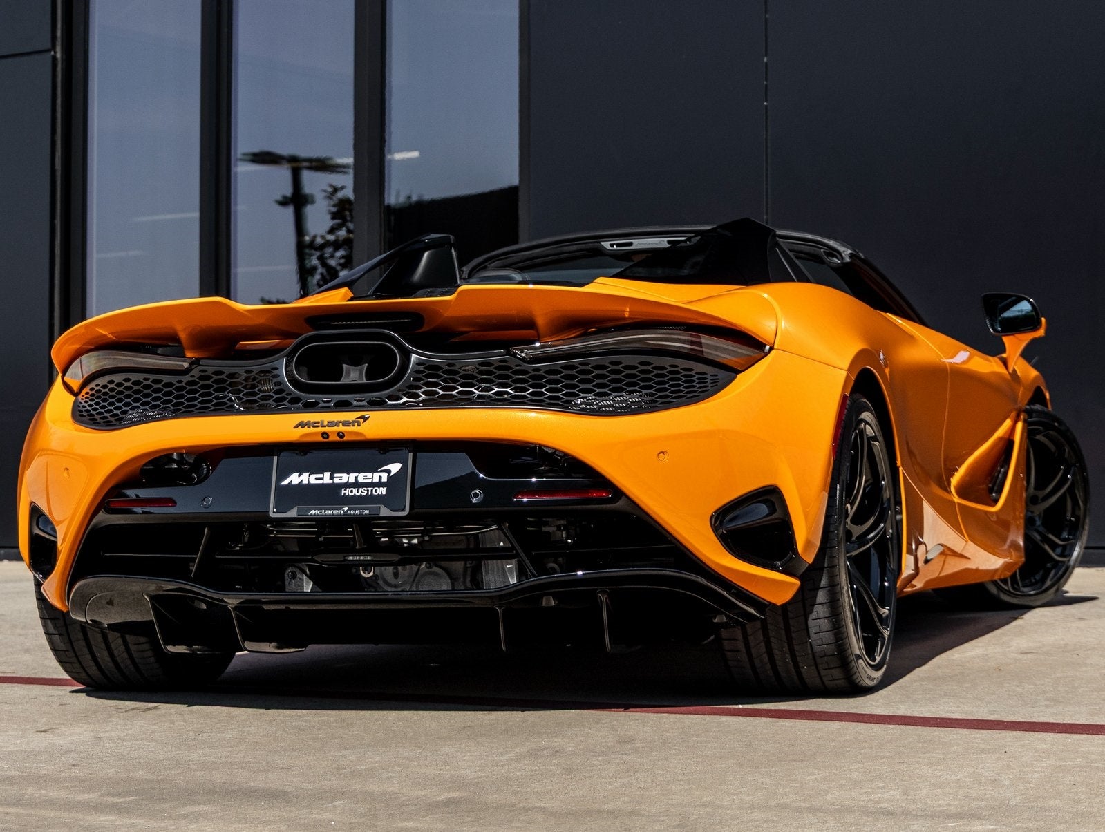 2026 McLaren 750S Base