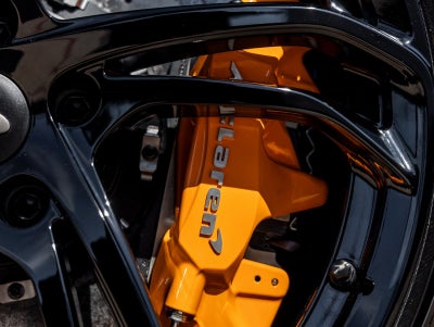 2026 McLaren 750S Base