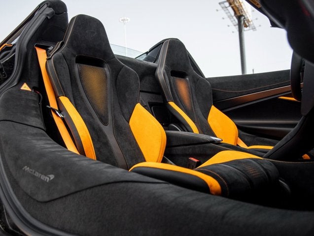 2026 McLaren 750S Base