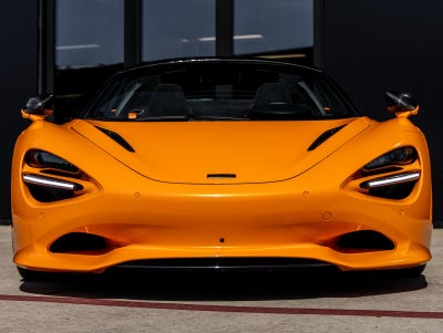 2026 McLaren 750S Base