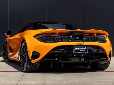 2026 McLaren 750S Base