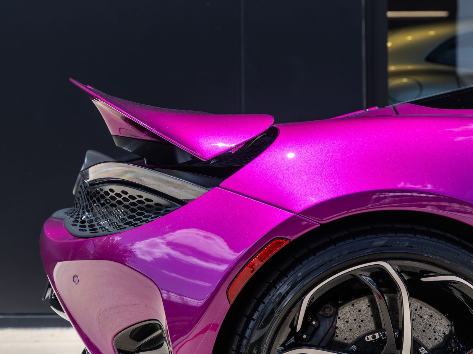2027 McLaren 750S Base