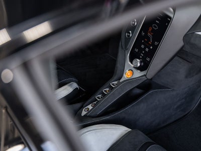 2027 McLaren 750S Base