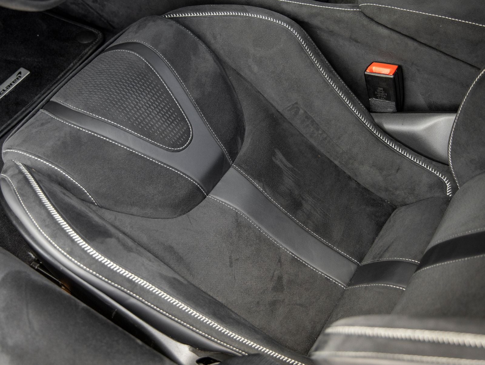 2024 McLaren 750S Base