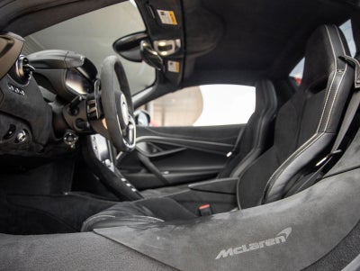2024 McLaren 750S Base