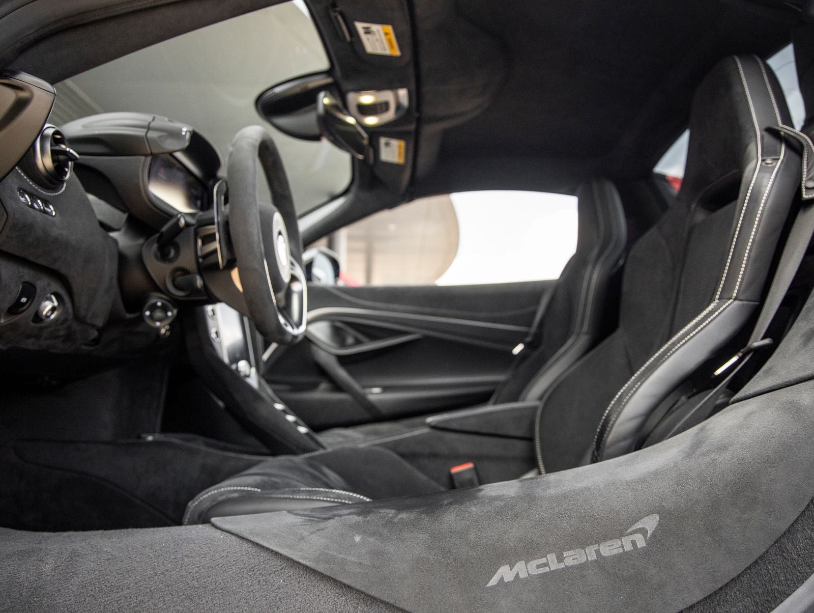 2024 McLaren 750S Base